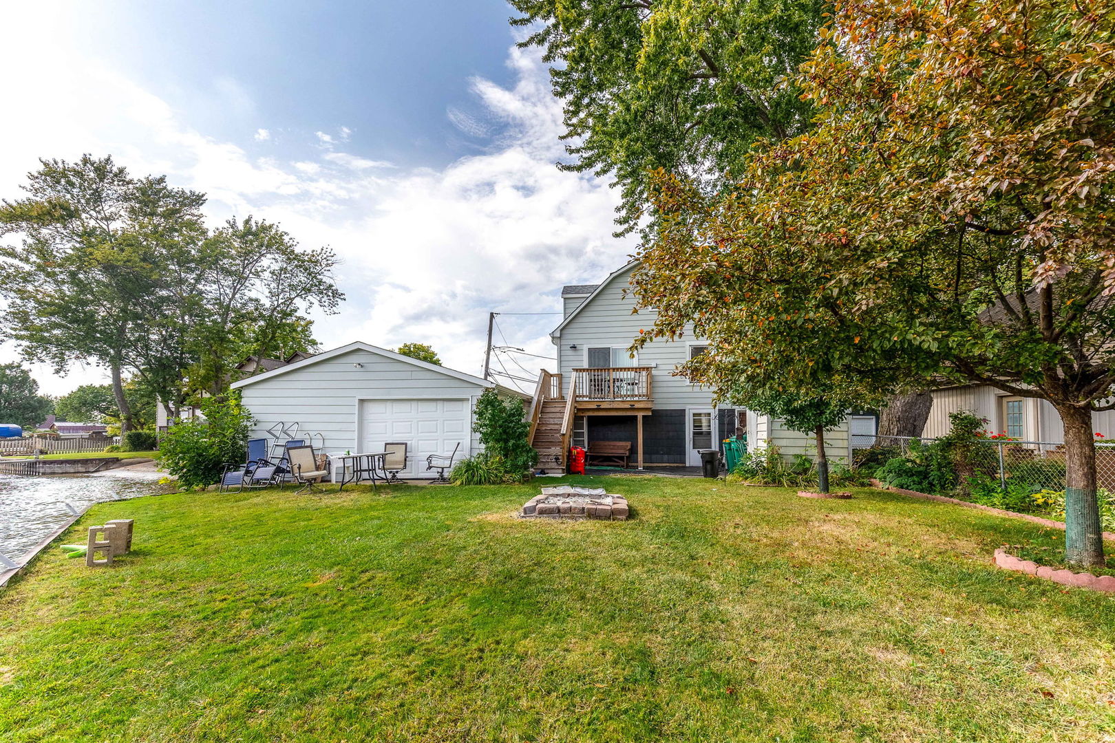163 Eagle Point Road, Fox Lake, IL 60020