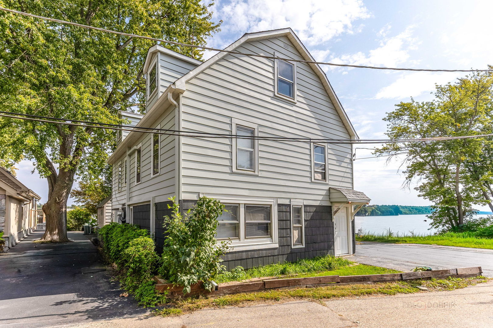 163 Eagle Point Road, Fox Lake, IL 60020