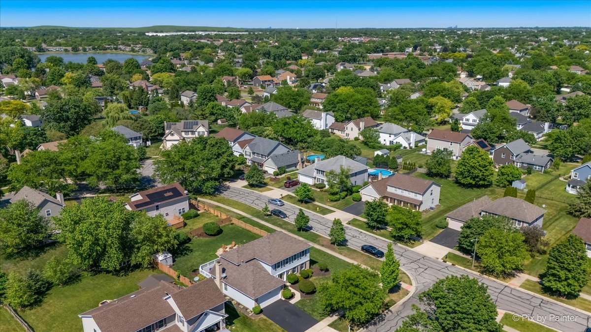 1288 Crystal Shore Drive, Carol Stream, IL 60188