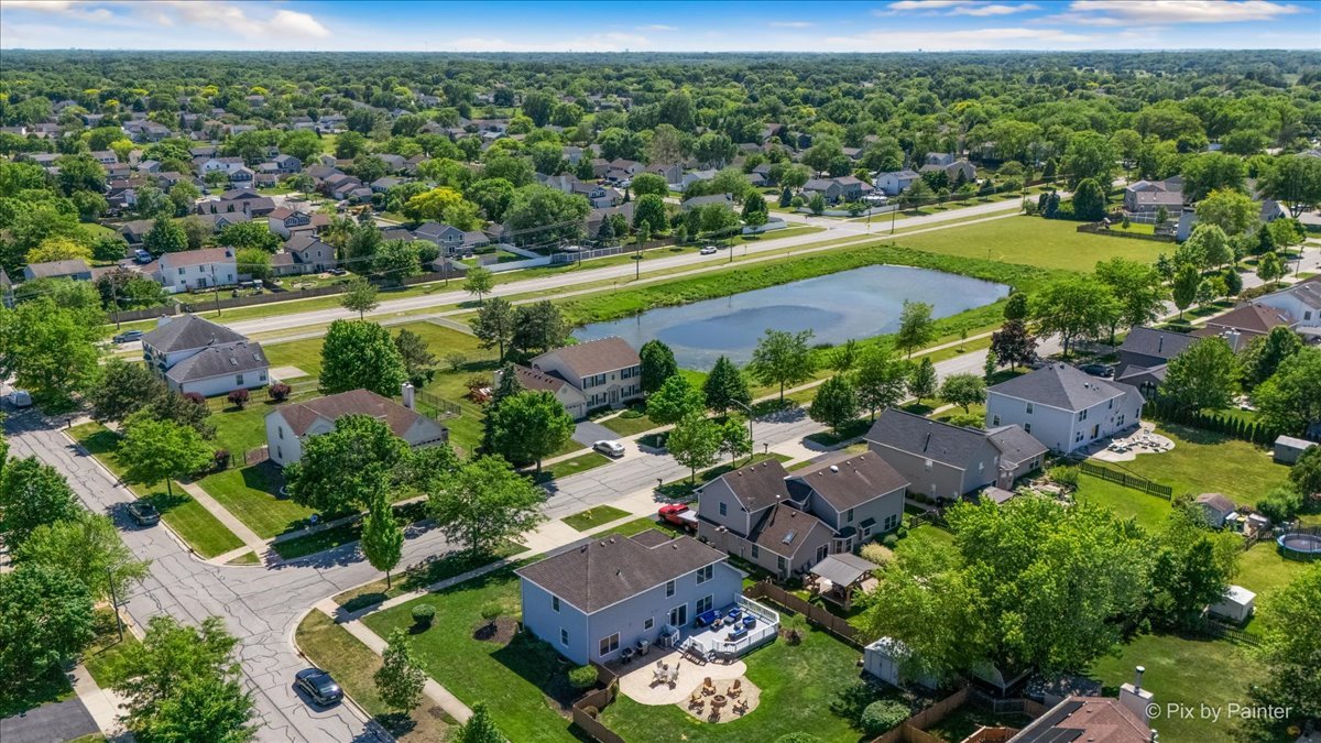 1288 Crystal Shore Drive, Carol Stream, IL 60188