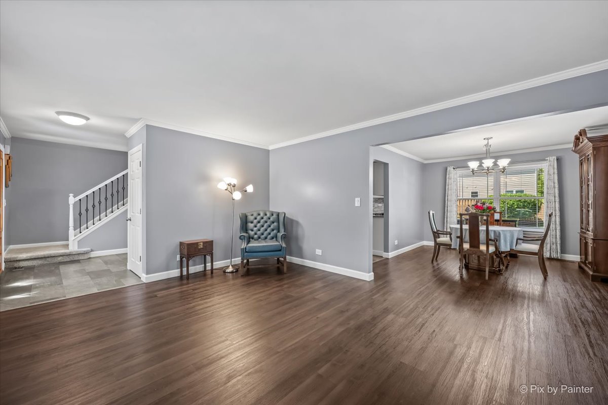 1288 Crystal Shore Drive, Carol Stream, IL 60188