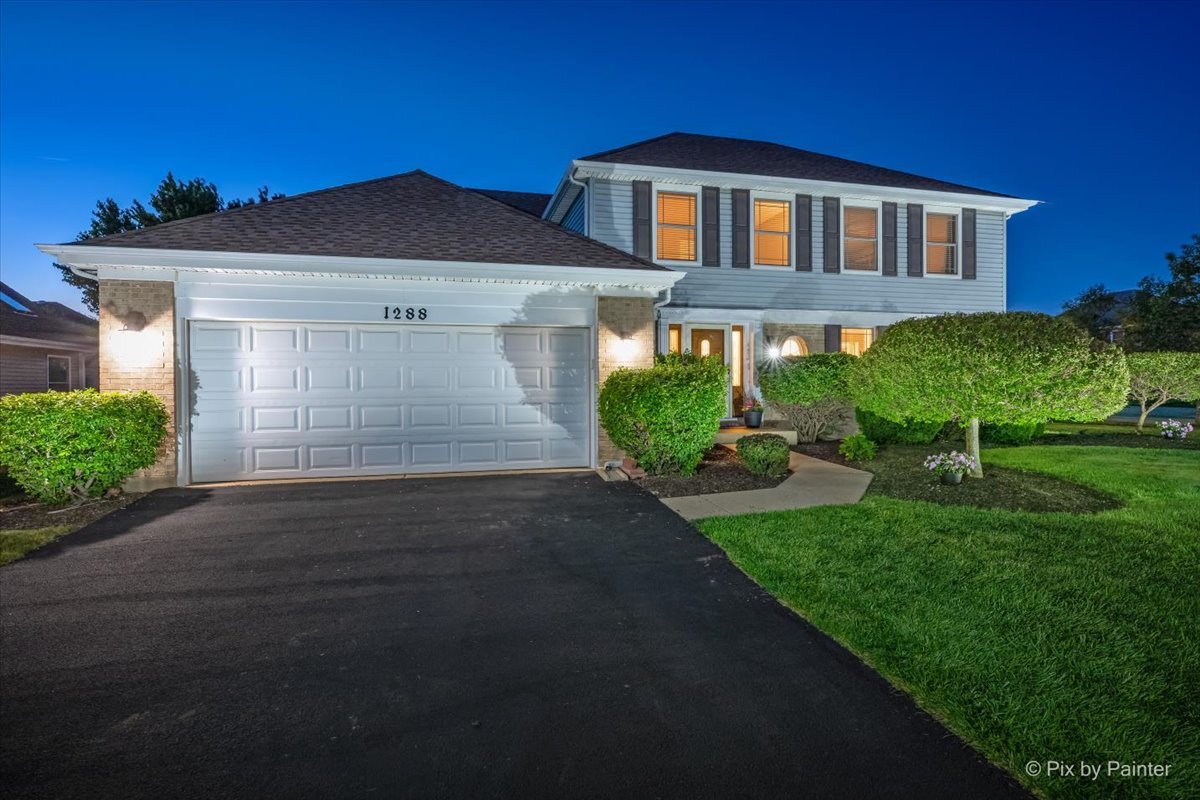 1288 Crystal Shore Drive, Carol Stream, IL 60188