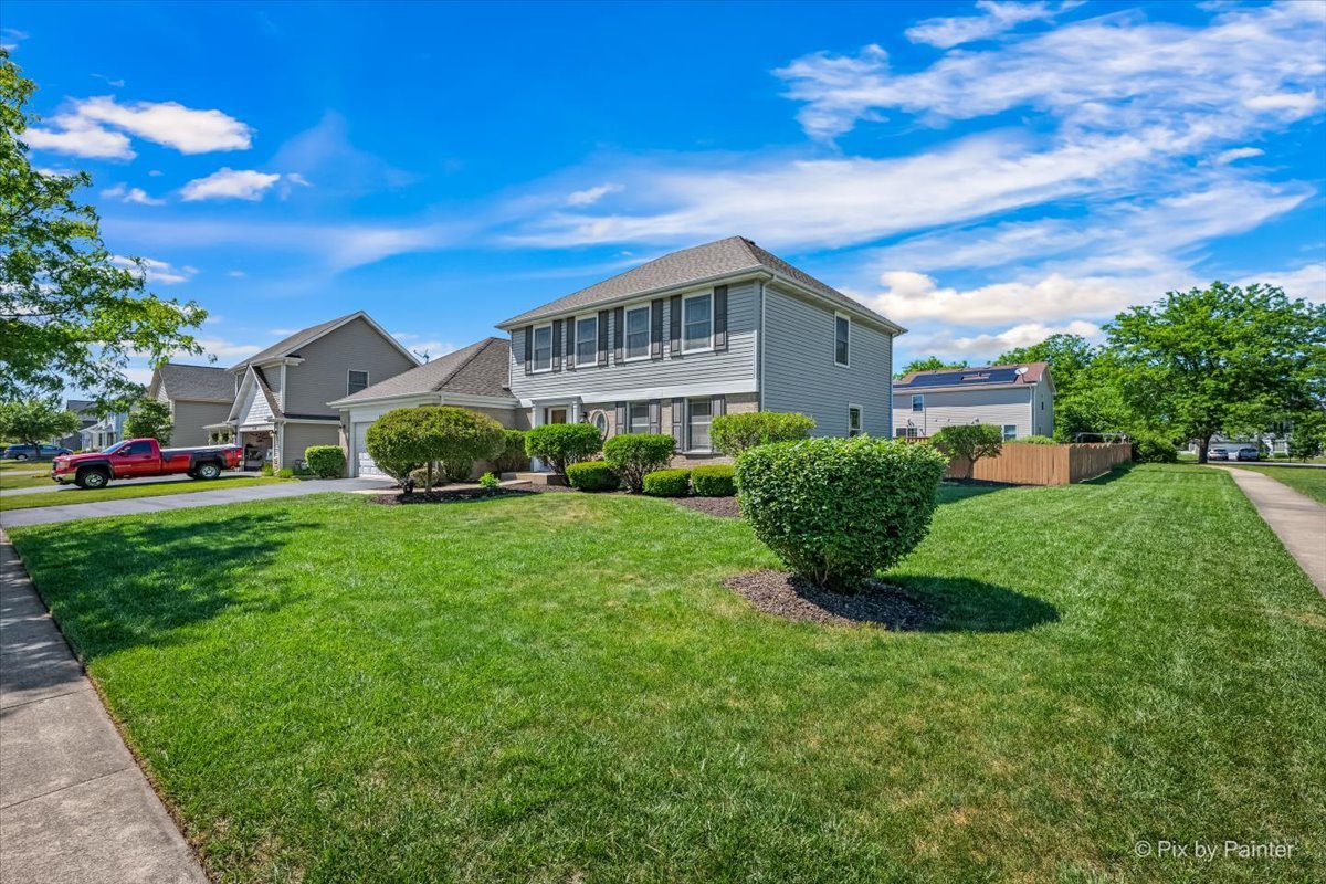 1288 Crystal Shore Drive, Carol Stream, IL 60188