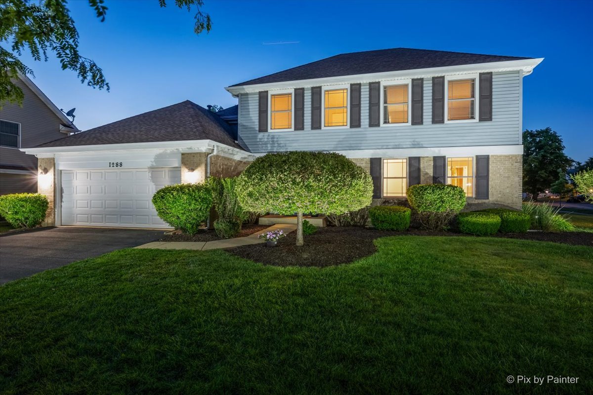 1288 Crystal Shore Drive, Carol Stream, IL 60188
