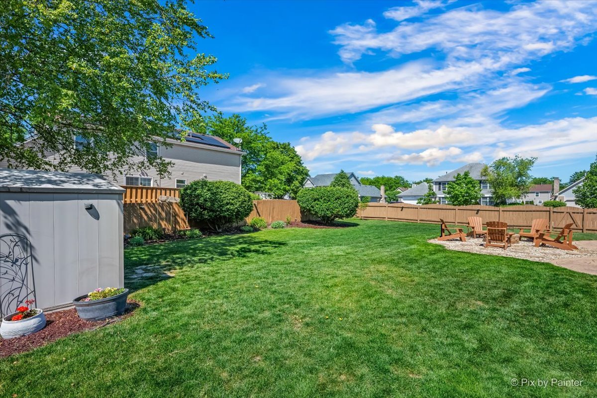 1288 Crystal Shore Drive, Carol Stream, IL 60188