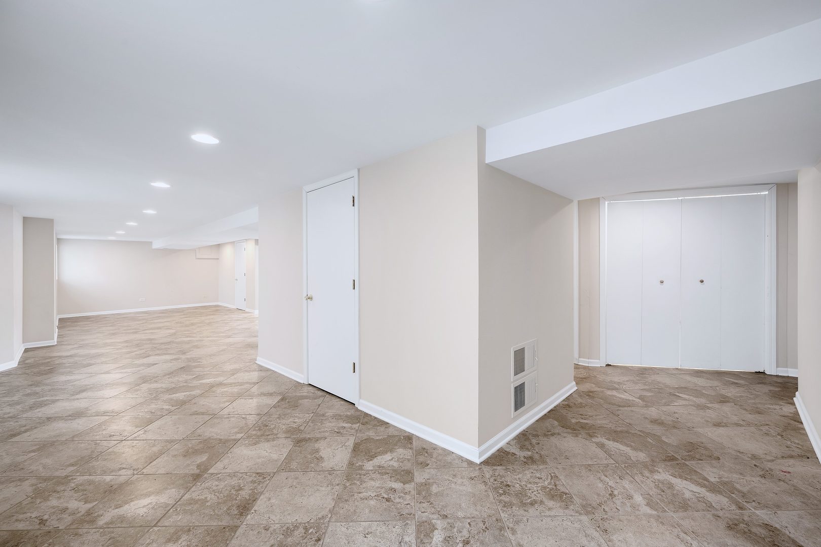 River Forest, IL 60305