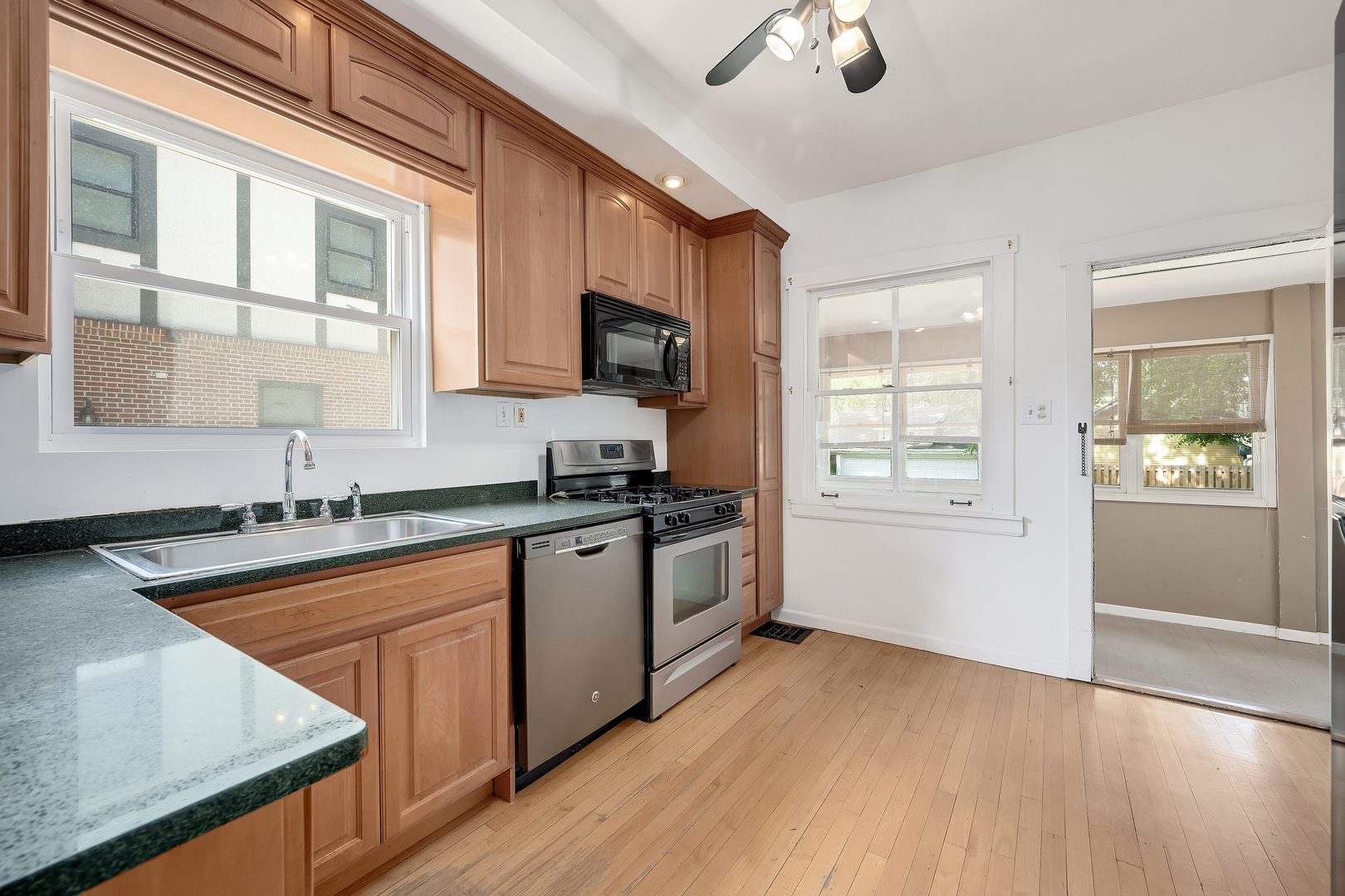 River Forest, IL 60305
