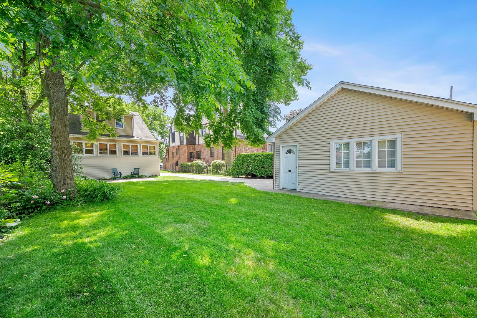 River Forest, IL 60305