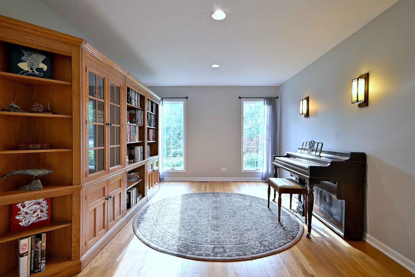 2S025 Twin Oaks Drive, Wheaton, IL 60189