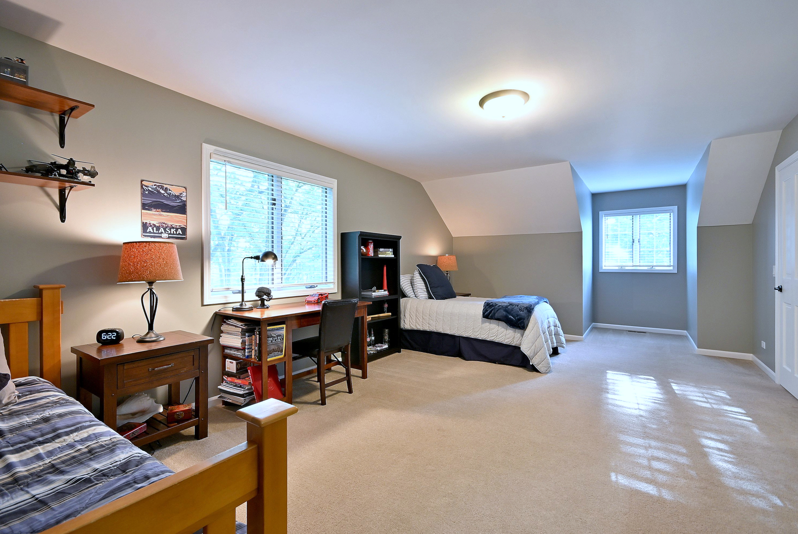 2S025 Twin Oaks Drive, Wheaton, IL 60189