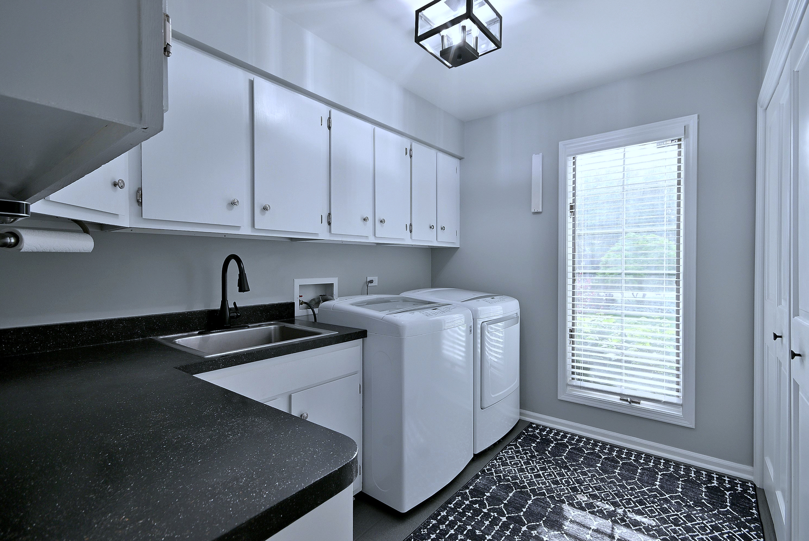 2S025 Twin Oaks Drive, Wheaton, IL 60189