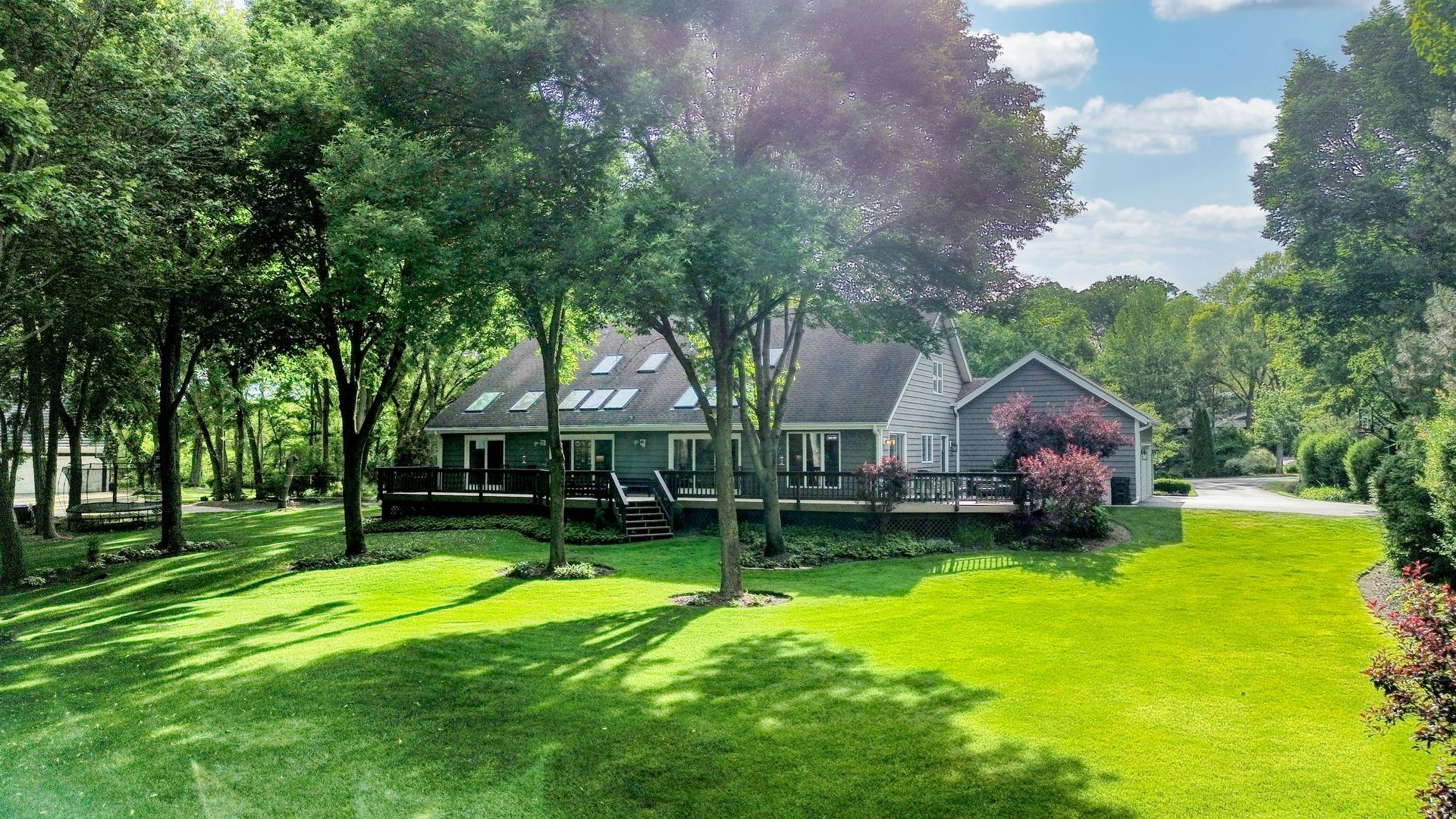 2S025 Twin Oaks Drive, Wheaton, IL 60189