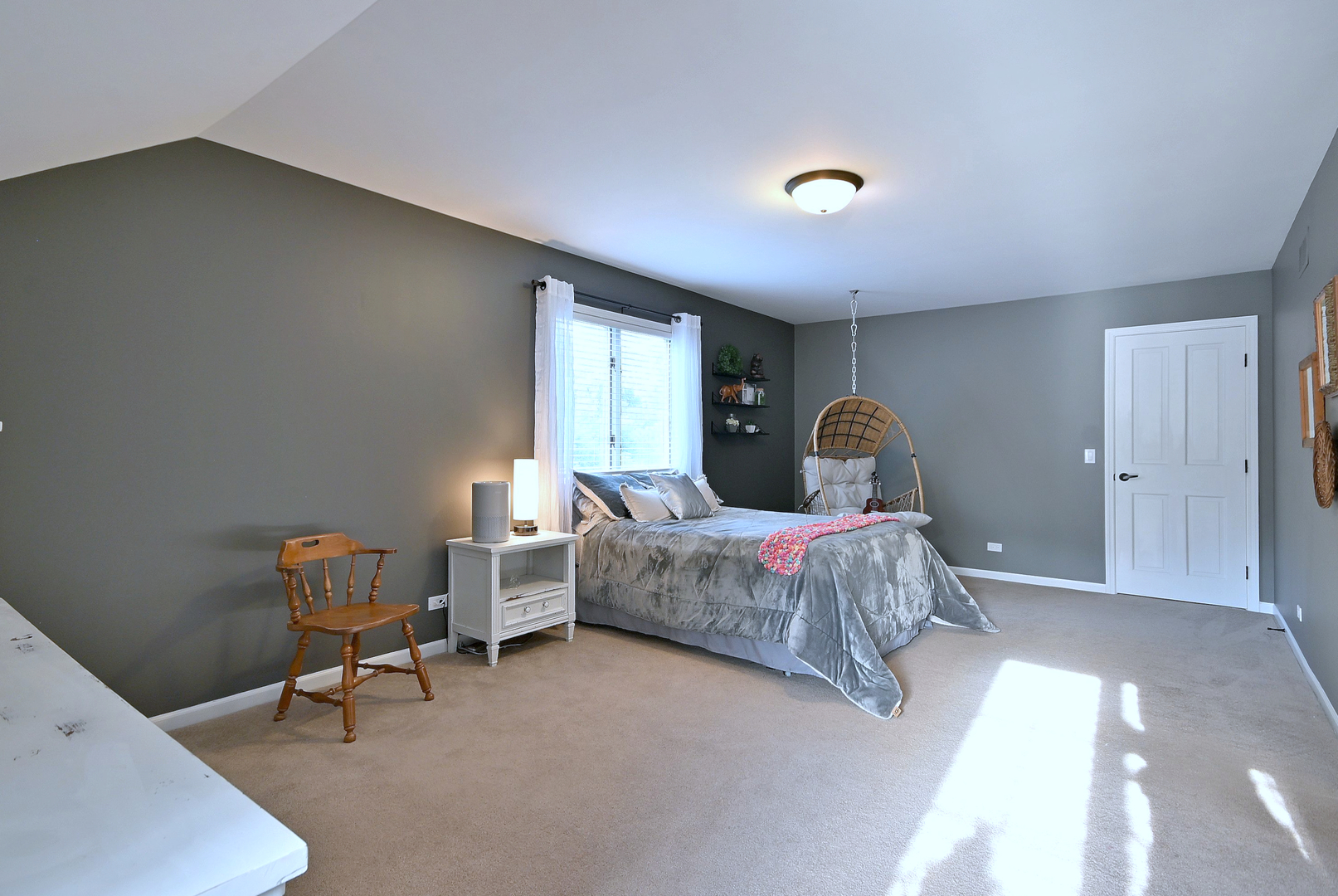 2S025 Twin Oaks Drive, Wheaton, IL 60189