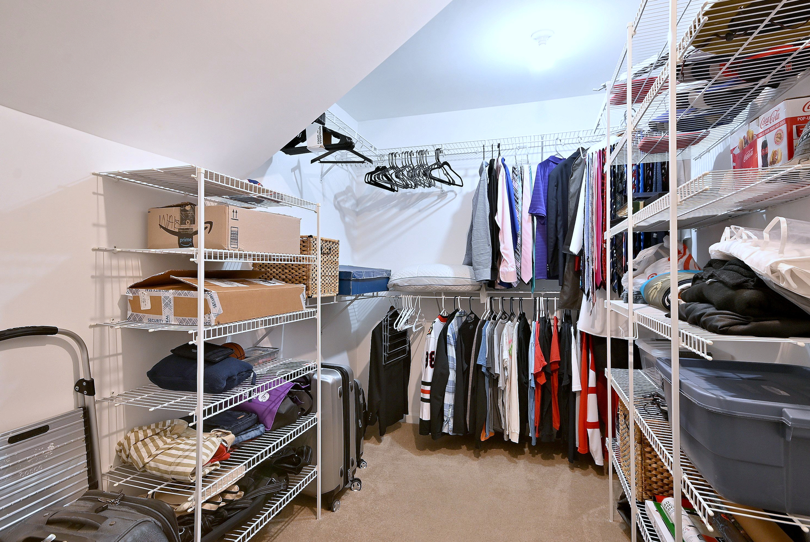 2S025 Twin Oaks Drive, Wheaton, IL 60189