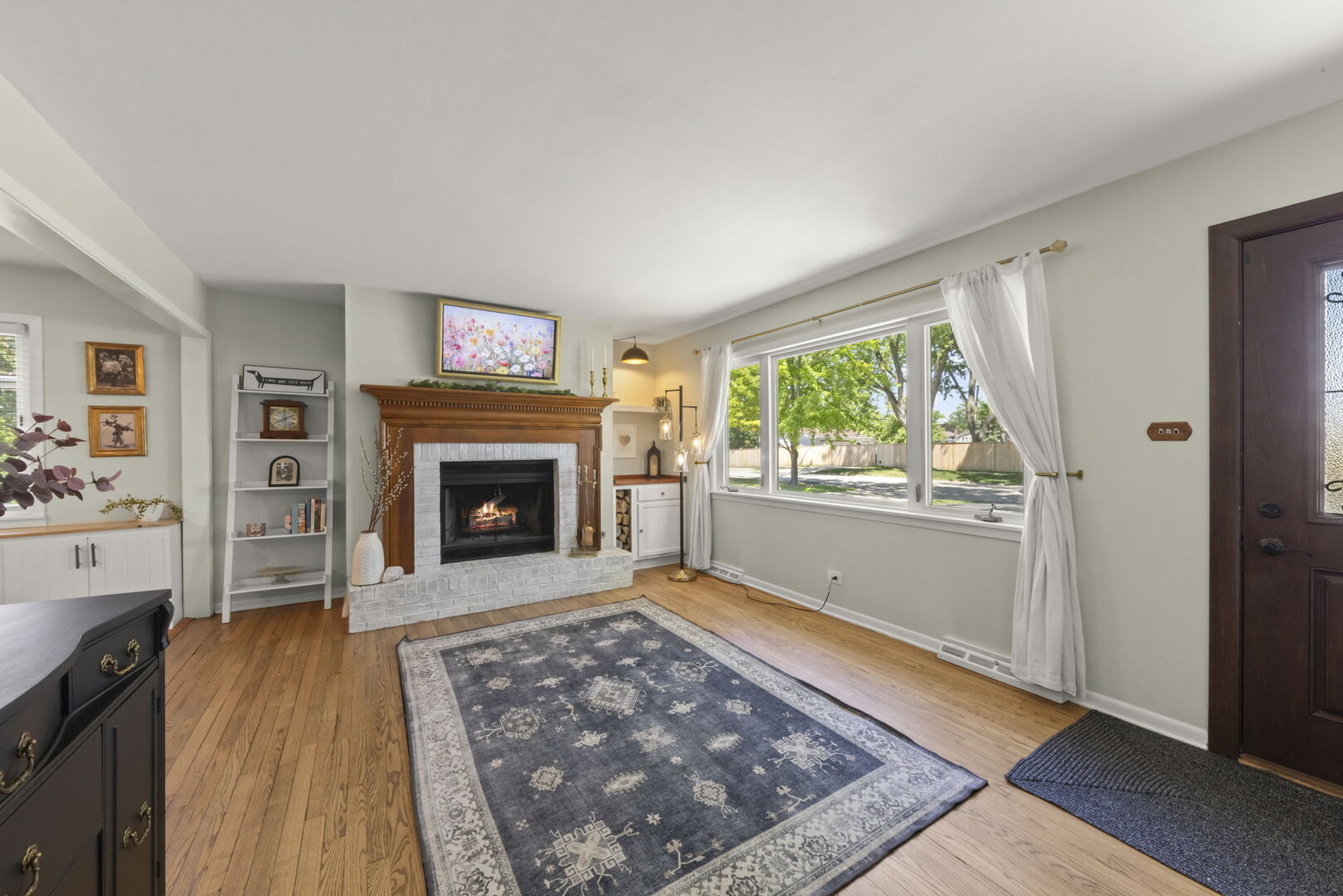 743 W Vermont Street, Villa Park, IL 60181