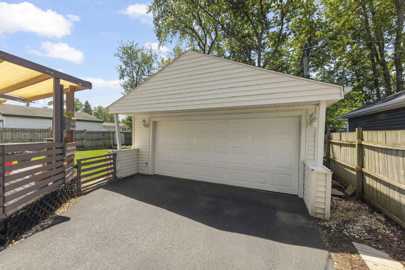 743 W Vermont Street, Villa Park, IL 60181