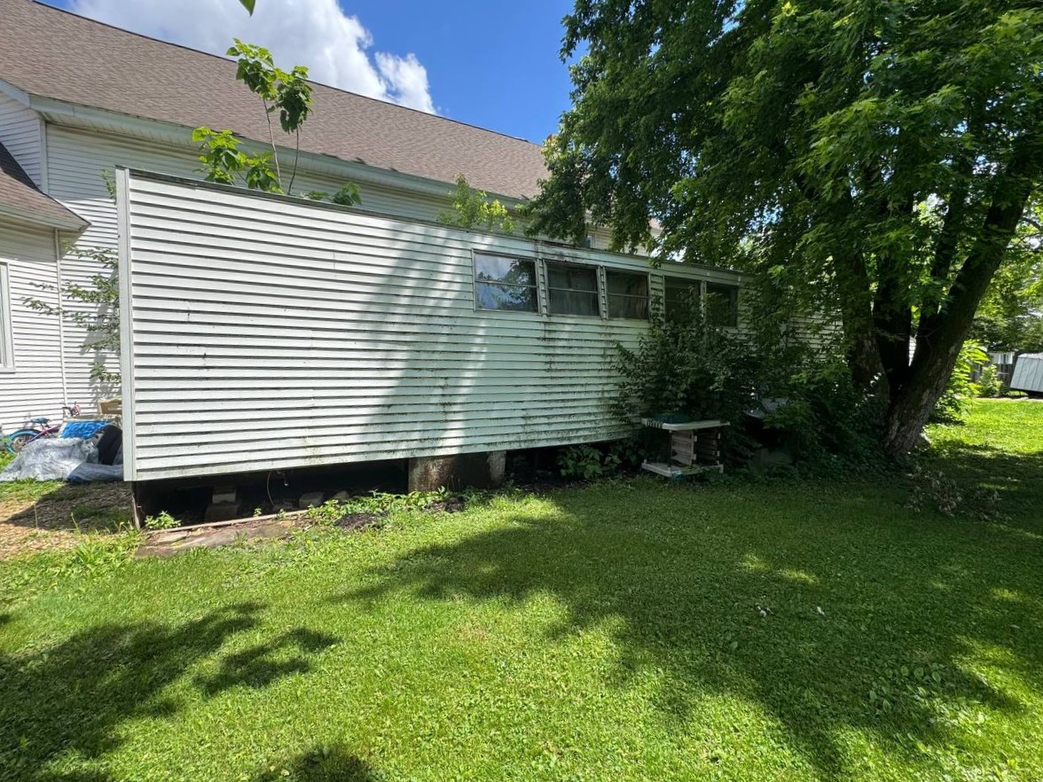 310 N MINIER Avenue, Minier, IL 61759