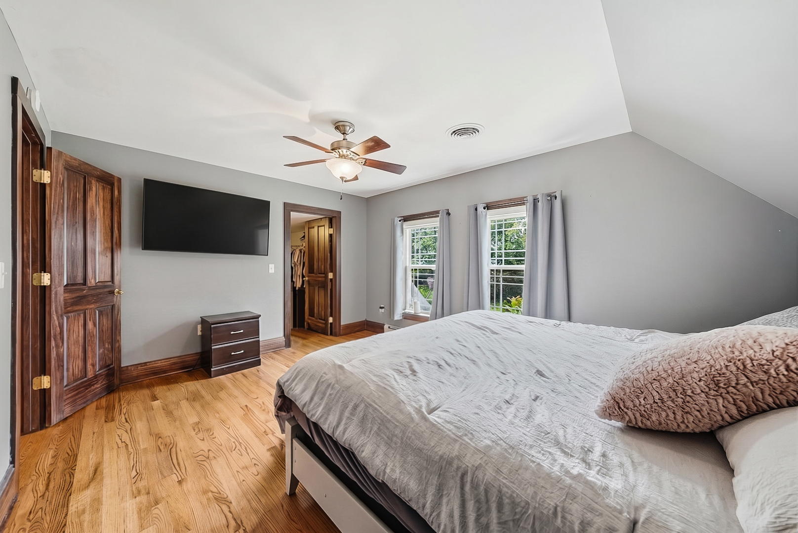 809 E Center Street, Ottawa, IL 61350