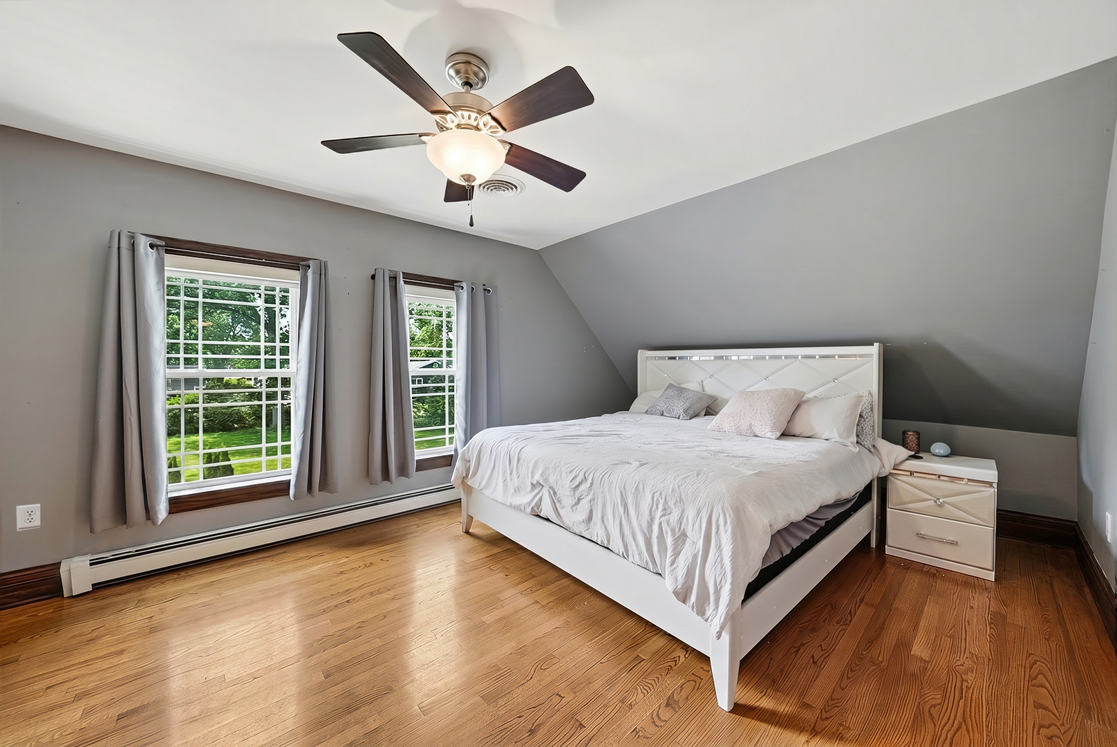 809 E Center Street, Ottawa, IL 61350