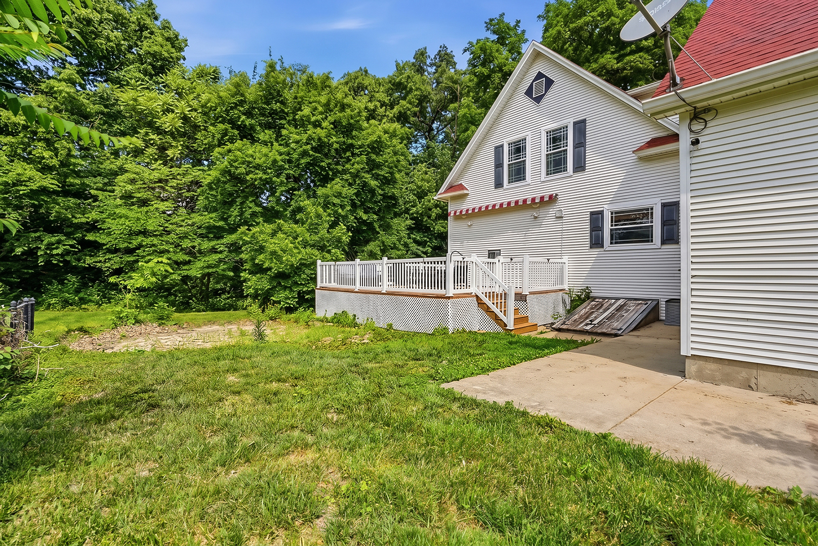 809 E Center Street, Ottawa, IL 61350