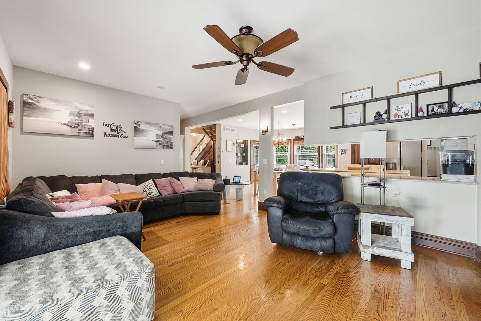 809 E Center Street, Ottawa, IL 61350
