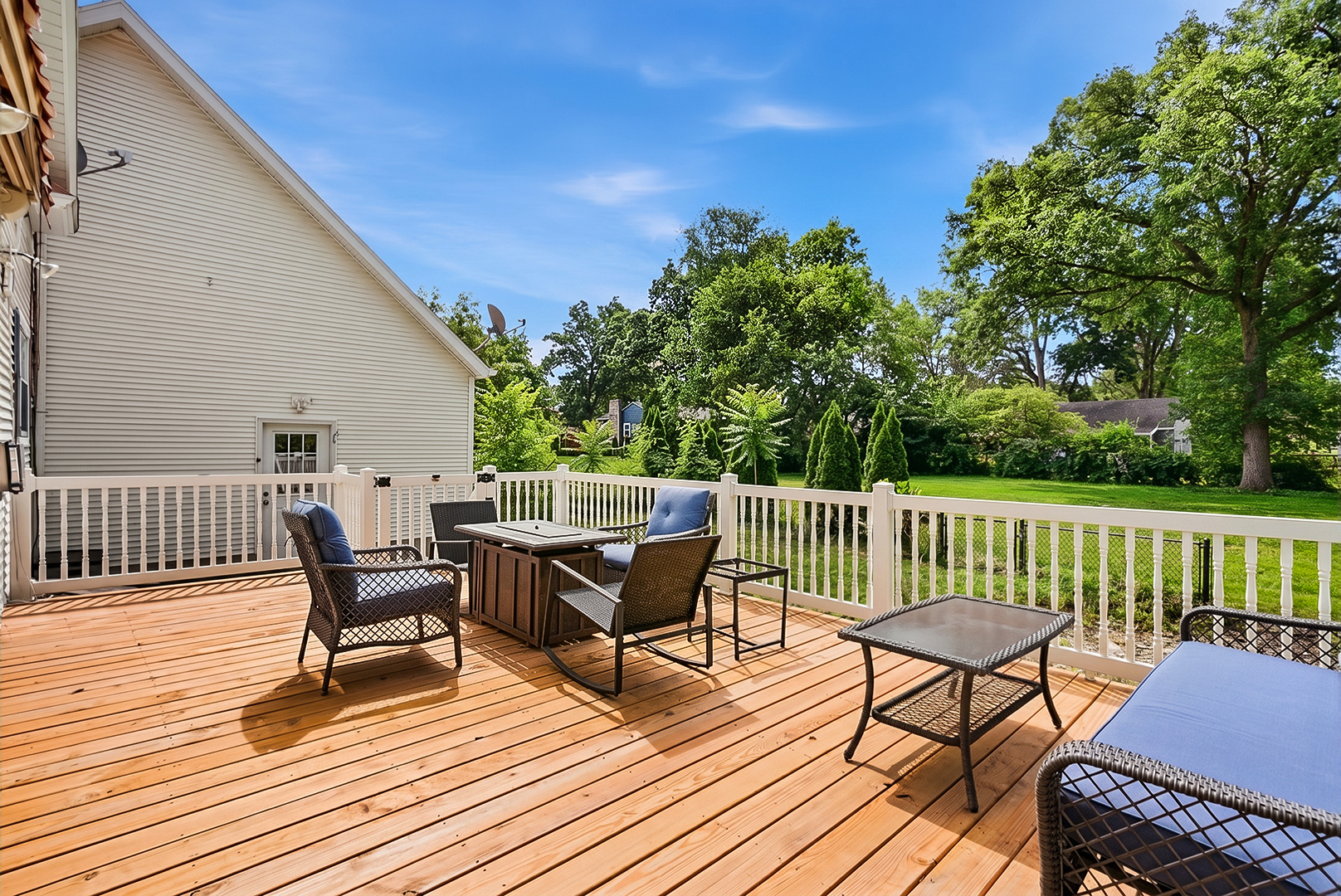 809 E Center Street, Ottawa, IL 61350