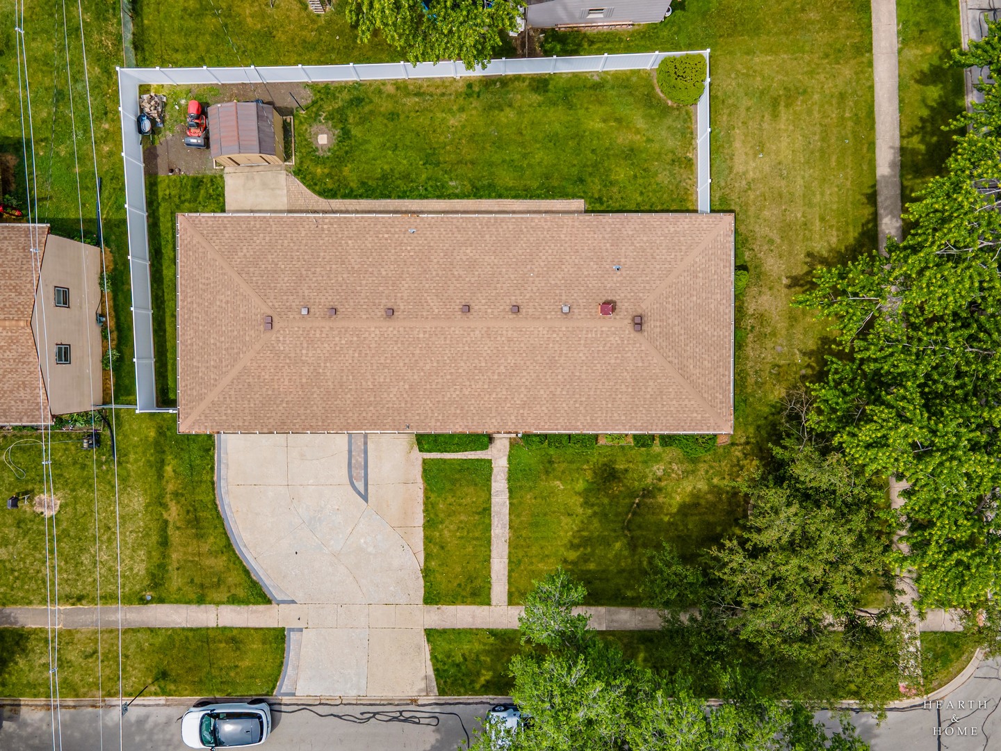 6910 Juniper Street, Hanover Park, IL 60133