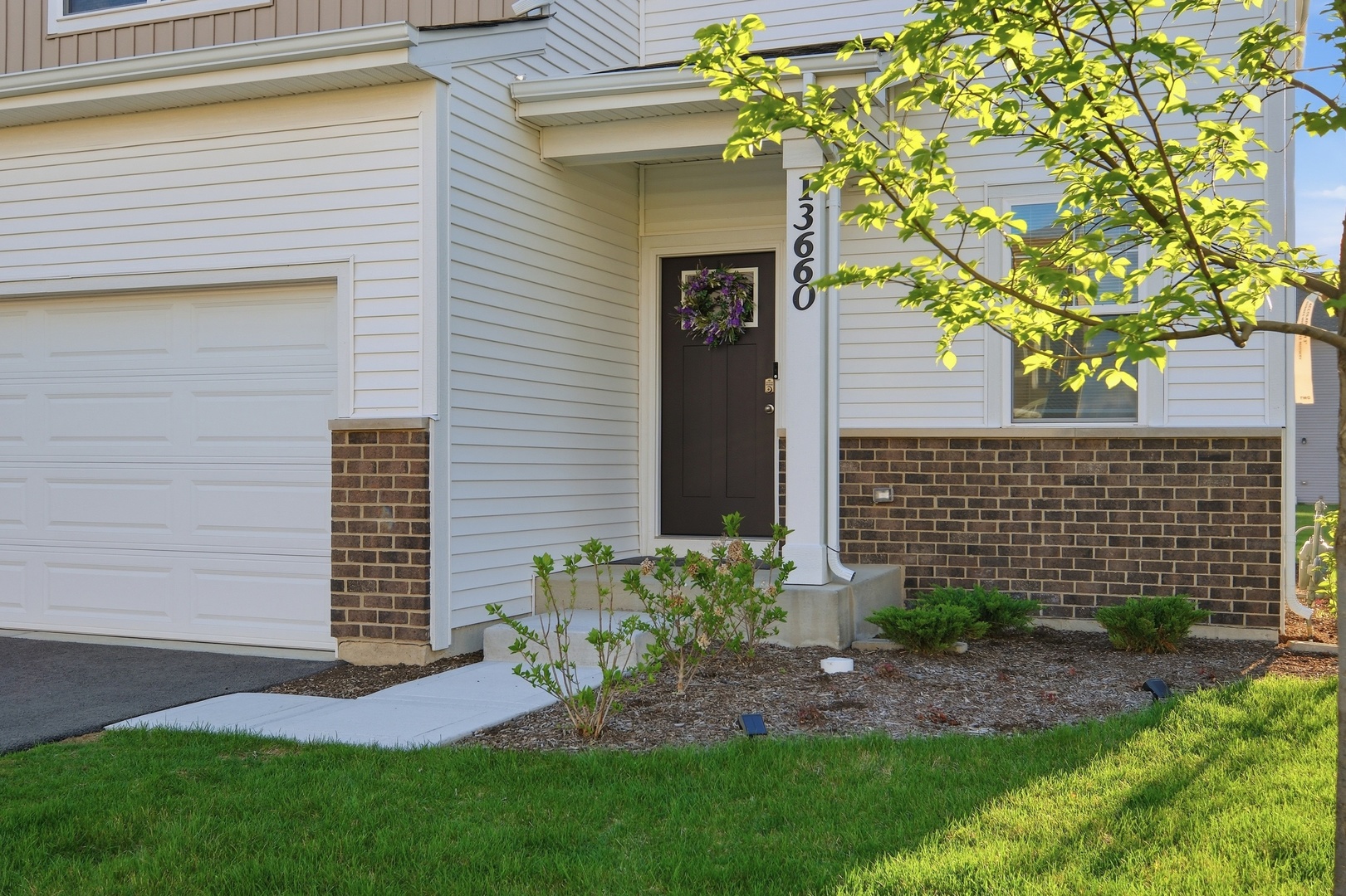 13660 S Sanibel Street, Plainfield, IL 60544
