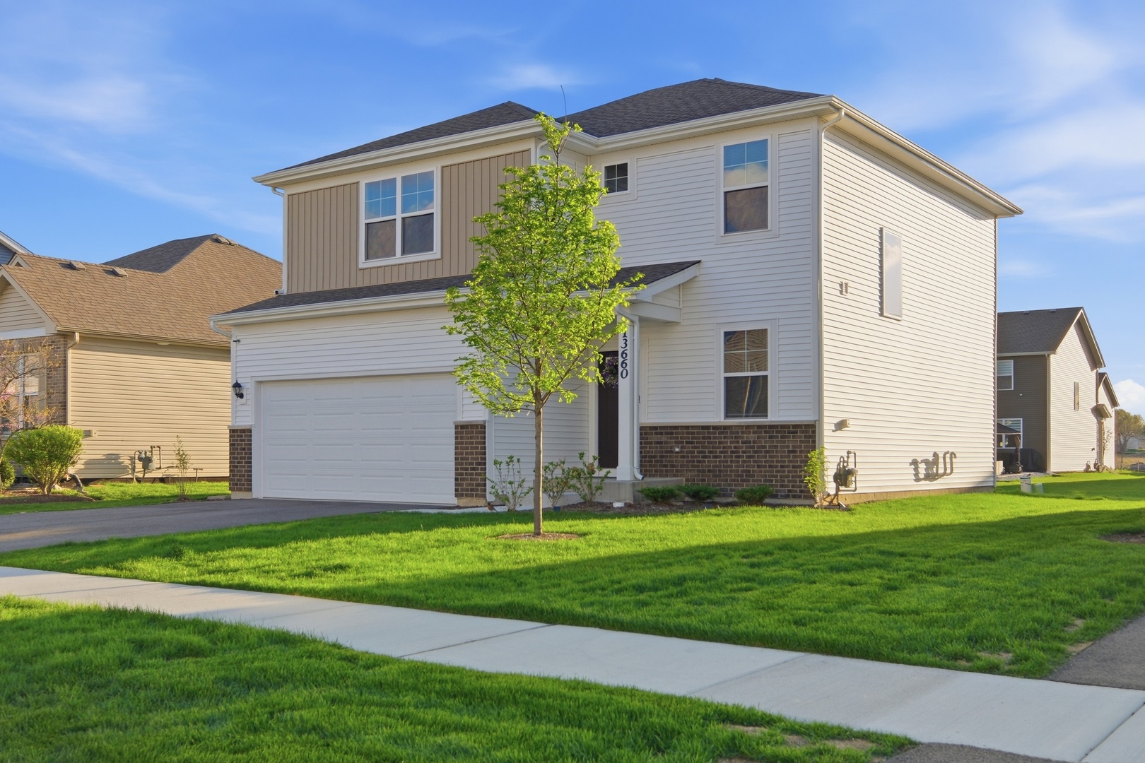 13660 S Sanibel Street, Plainfield, IL 60544