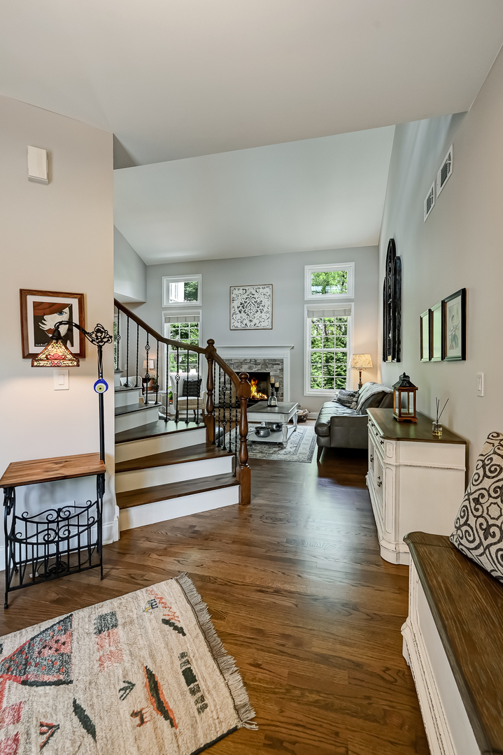 4256 Stableford Lane, Naperville, IL 60564