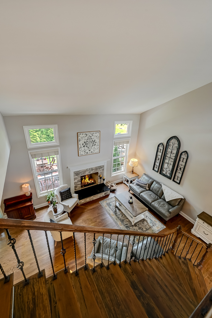 4256 Stableford Lane, Naperville, IL 60564