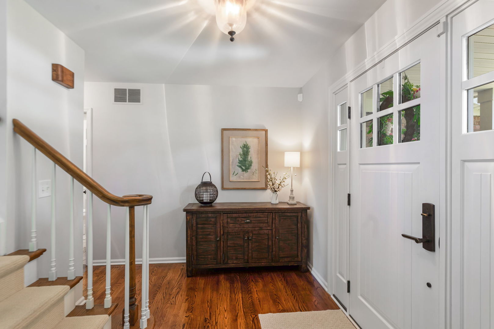 716 S Dymond Road, Libertyville, IL 60048