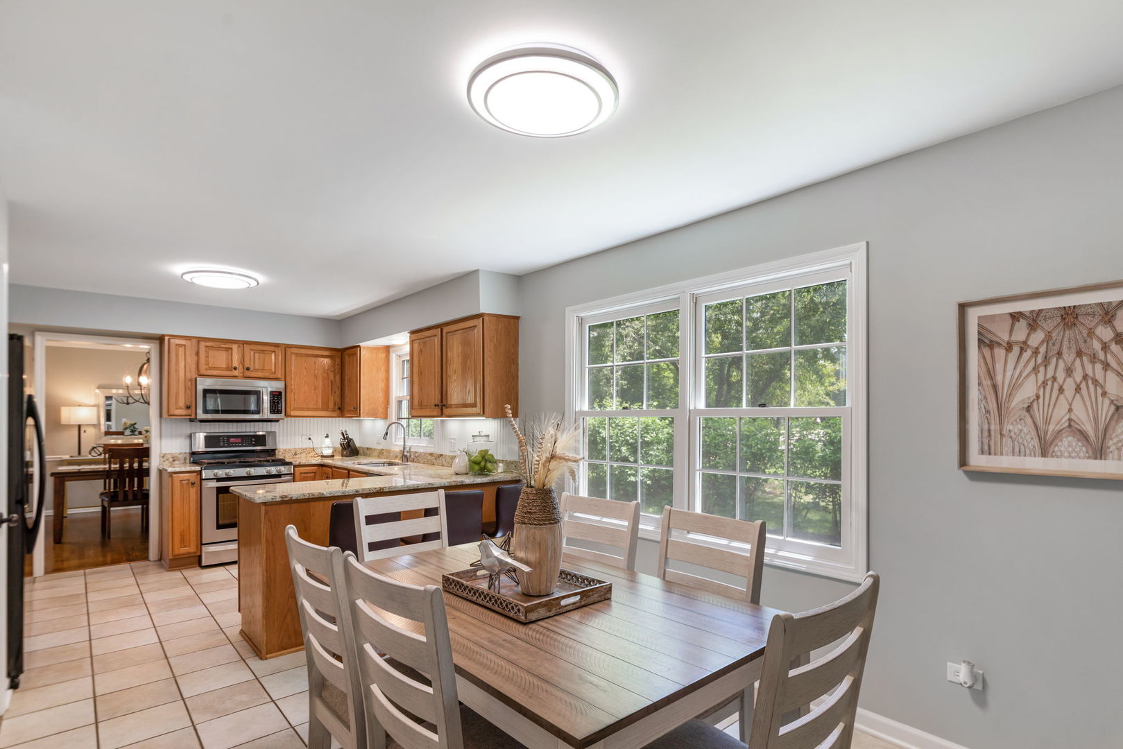 716 S Dymond Road, Libertyville, IL 60048