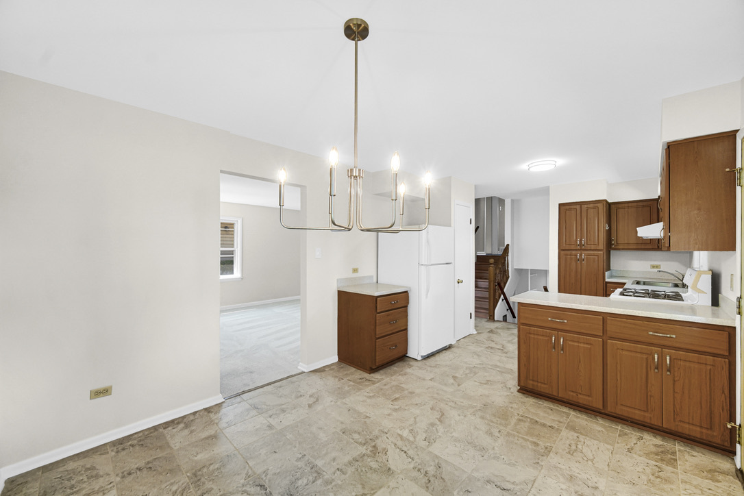 1112 Hickory Road, Homewood, IL 60430