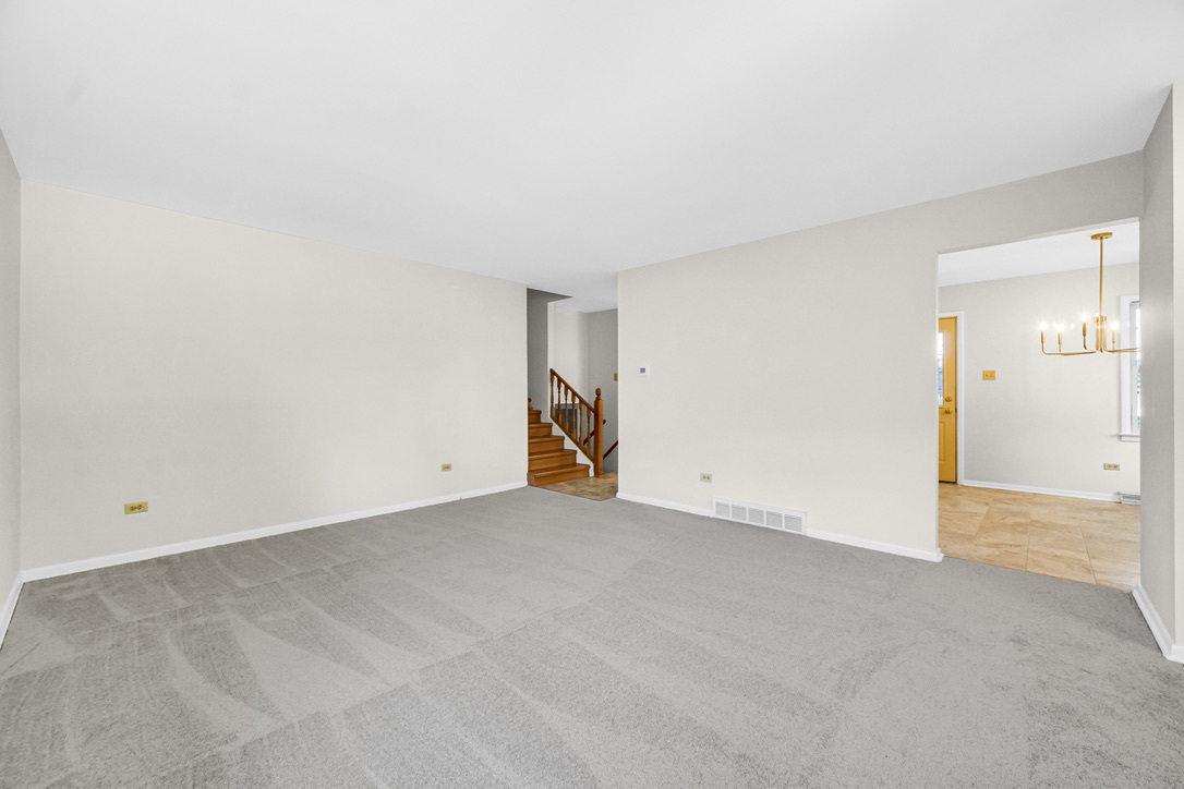 1112 Hickory Road, Homewood, IL 60430
