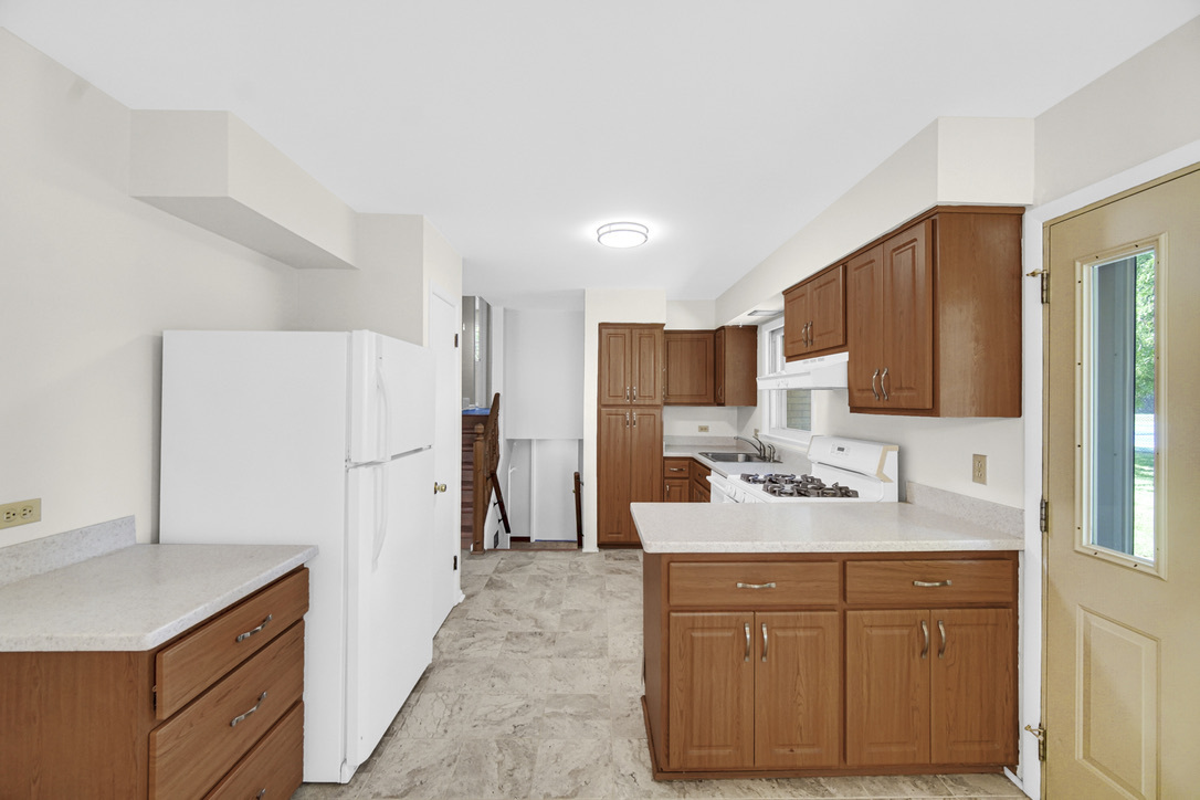 1112 Hickory Road, Homewood, IL 60430