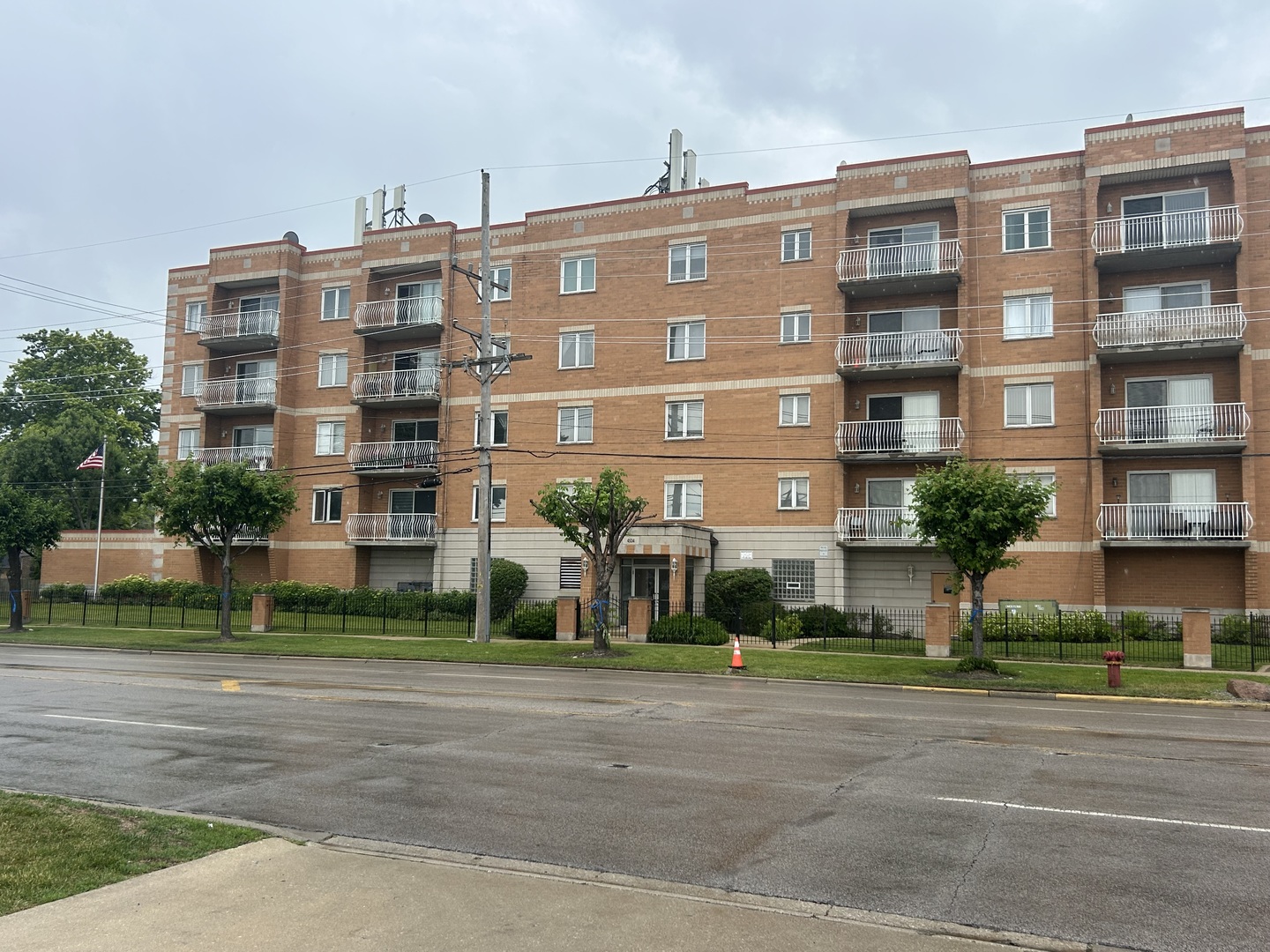 4534 N Cumberland Avenue #401, Chicago, IL 60656