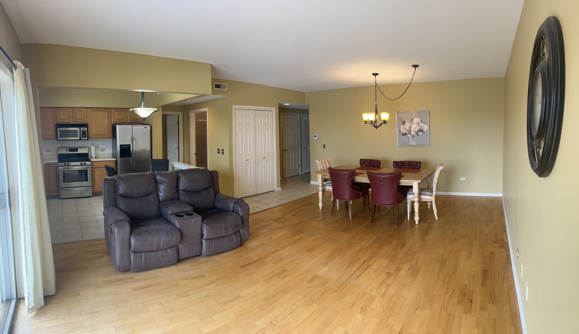 4534 N Cumberland Avenue #401, Chicago, IL 60656