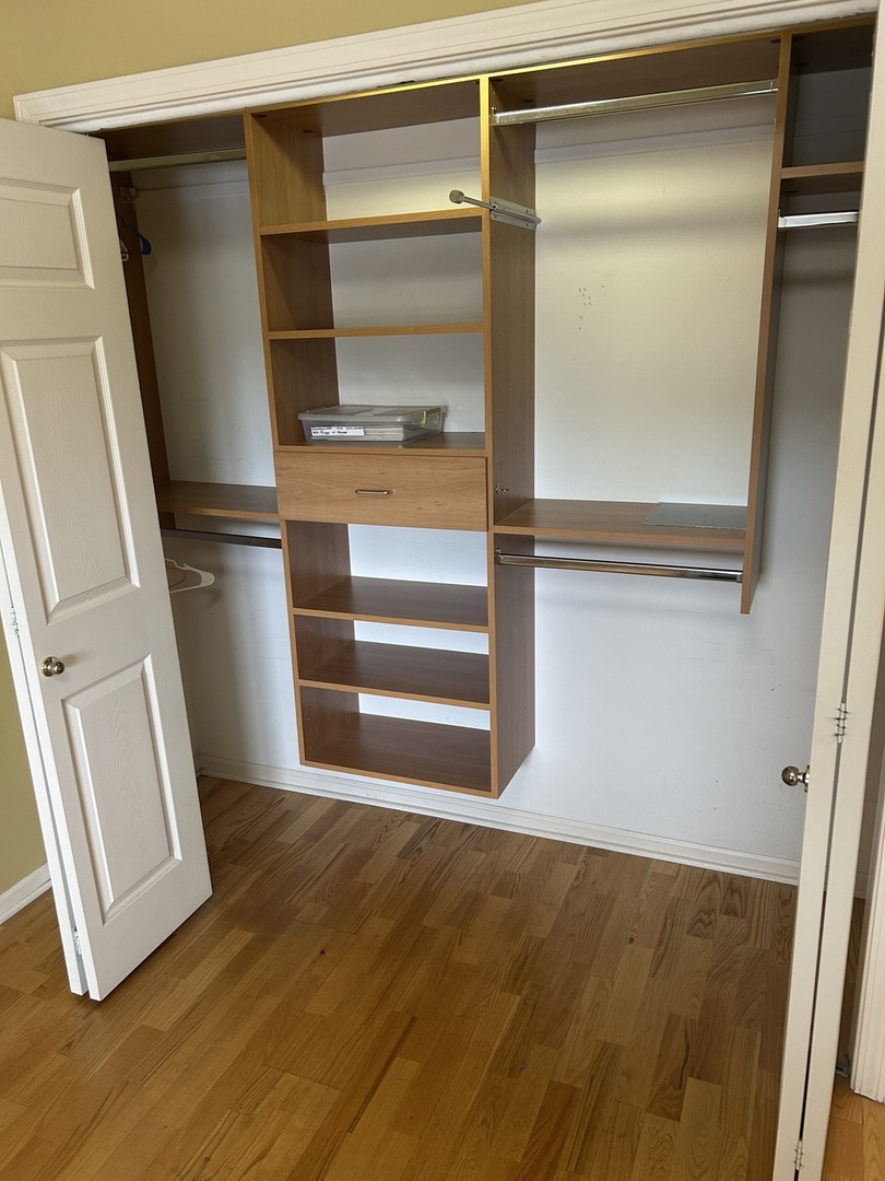4534 N Cumberland Avenue #401, Chicago, IL 60656