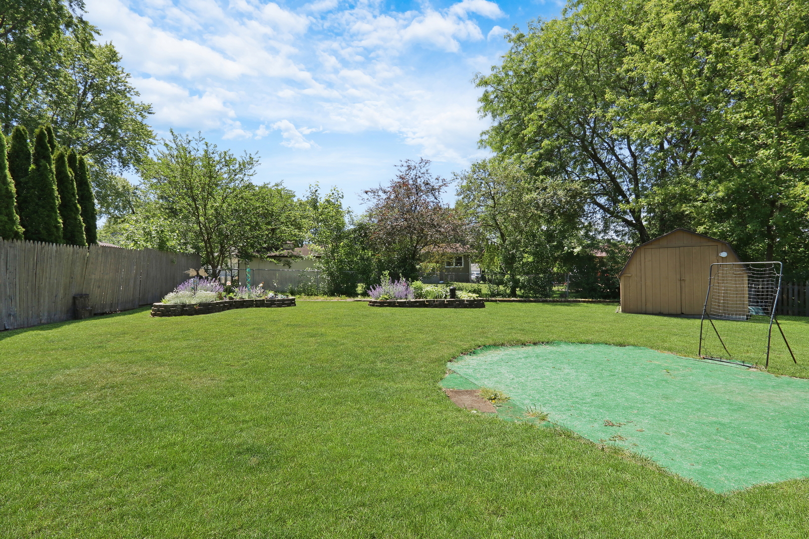 2313 Carriage Lane, Lindenhurst, IL 60046