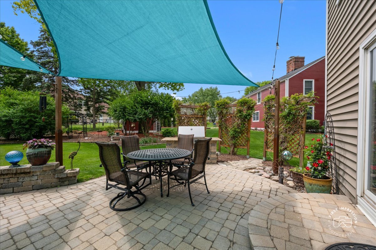 25W185 Setauket Avenue, Naperville, IL 60540