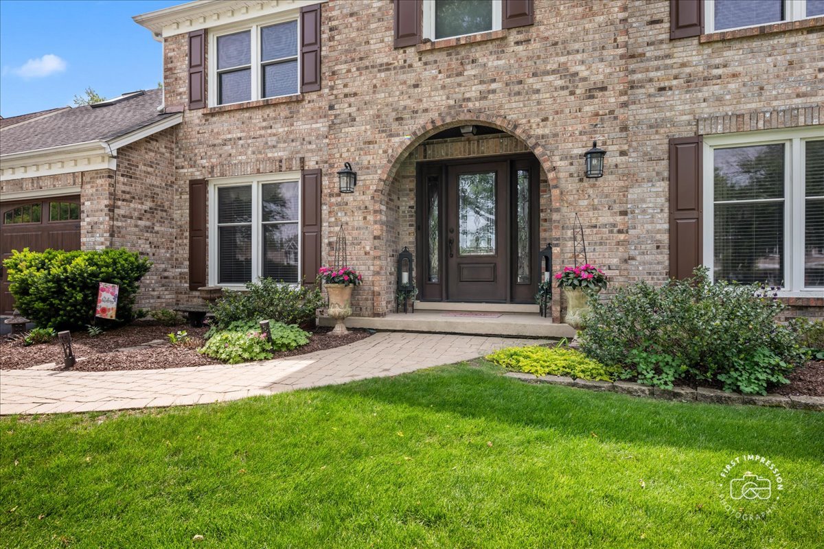 25W185 Setauket Avenue, Naperville, IL 60540