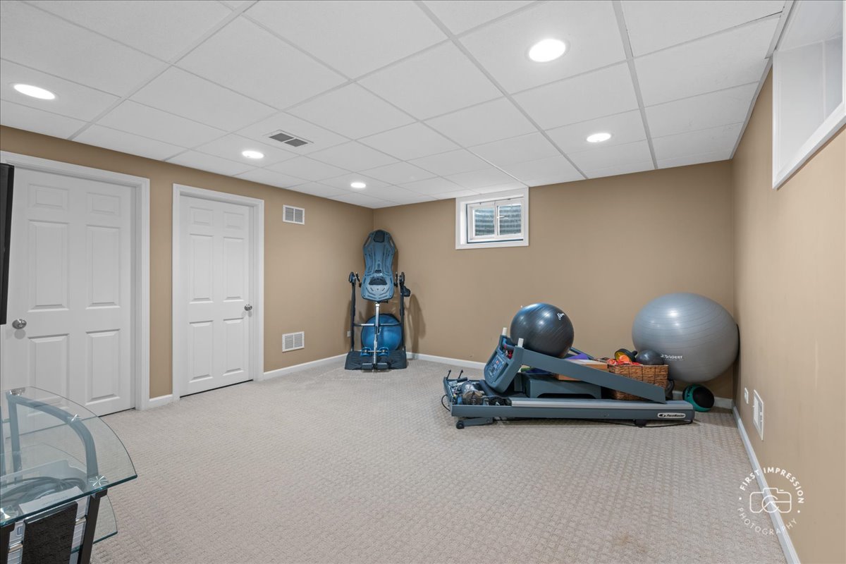 25W185 Setauket Avenue, Naperville, IL 60540