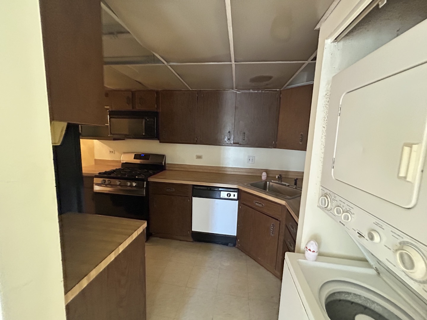 400 Park Avenue #211, Calumet City, IL 60409