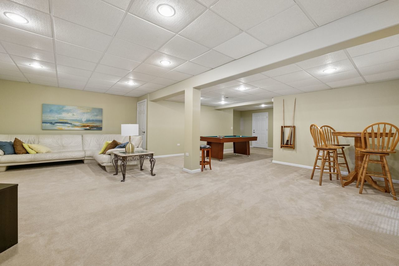 1603 Sedona Avenue, Aurora, IL 60504