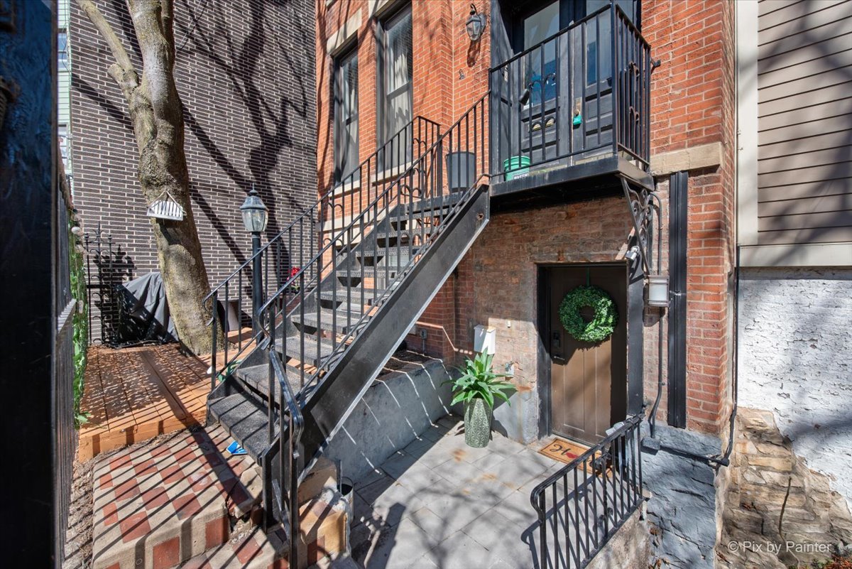 1969 N Lincoln Avenue #1, Chicago, IL 60614