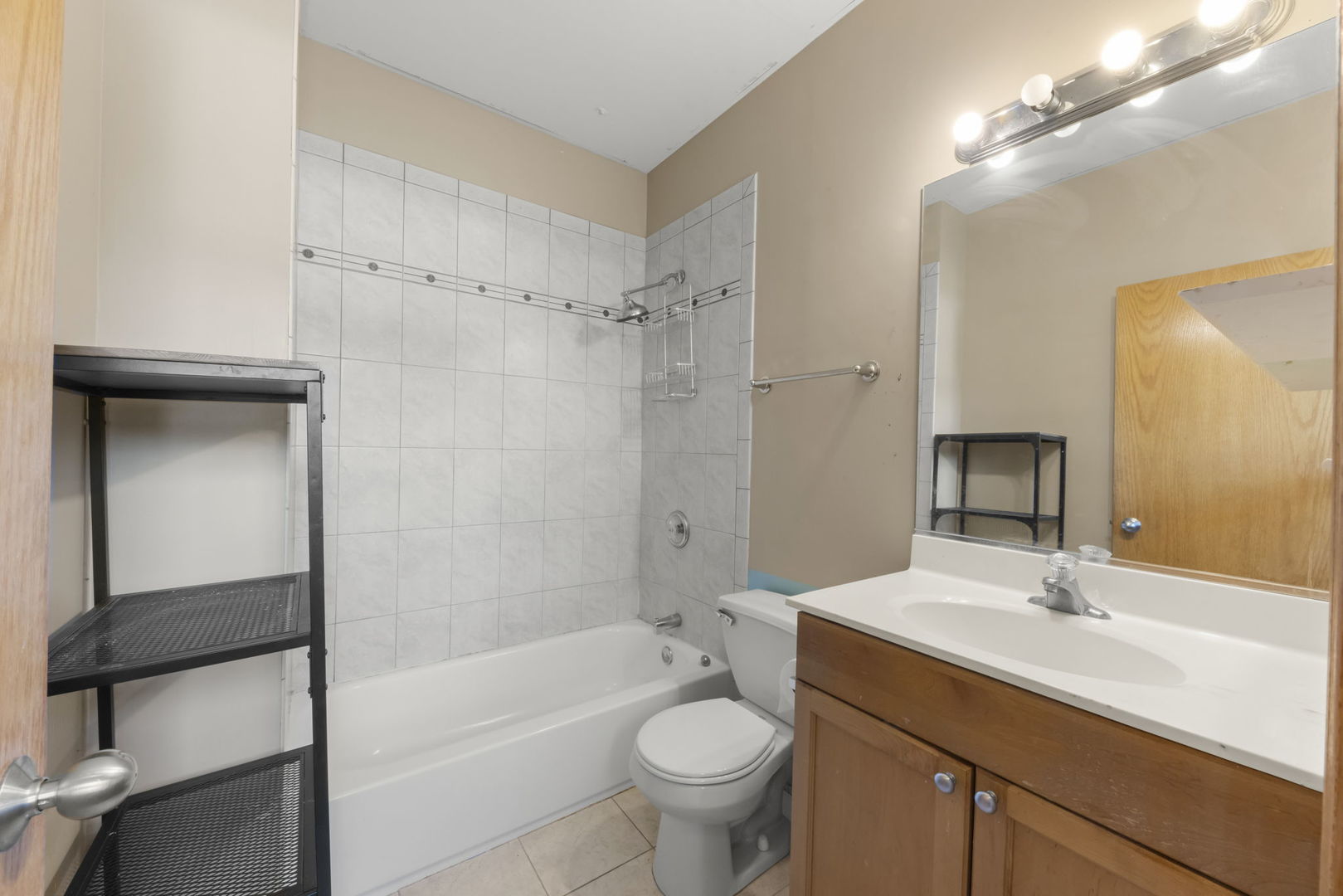 3246 W Warren Boulevard #3, Chicago, IL 60624