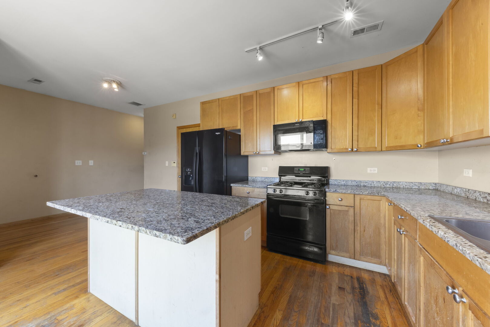 3246 W Warren Boulevard #3, Chicago, IL 60624