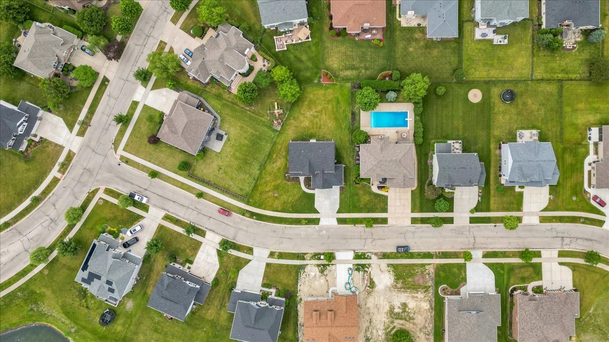 21350 Somerset Street, Shorewood, IL 60404