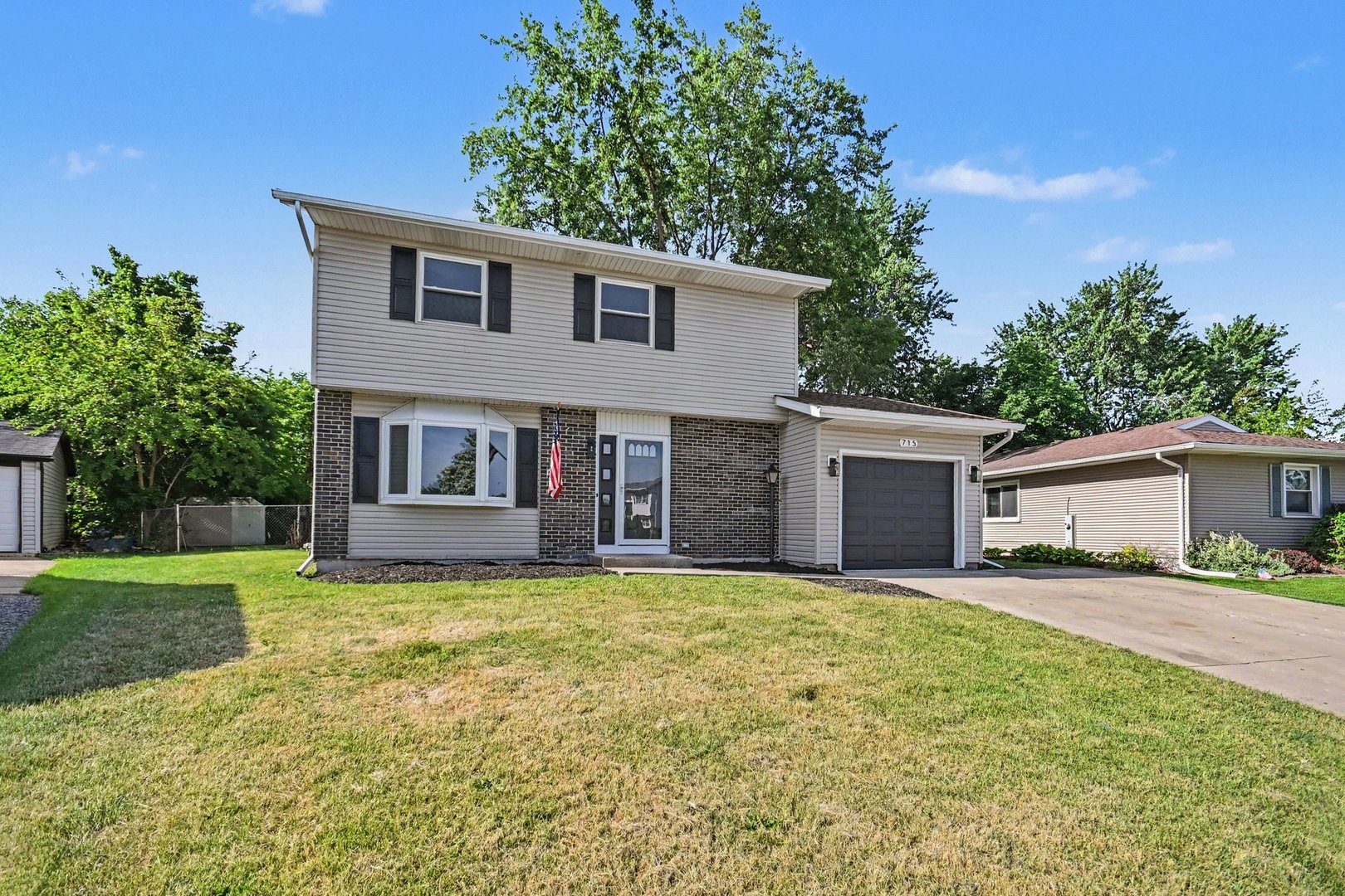 715 Evergreen Court, Romeoville, IL 60446